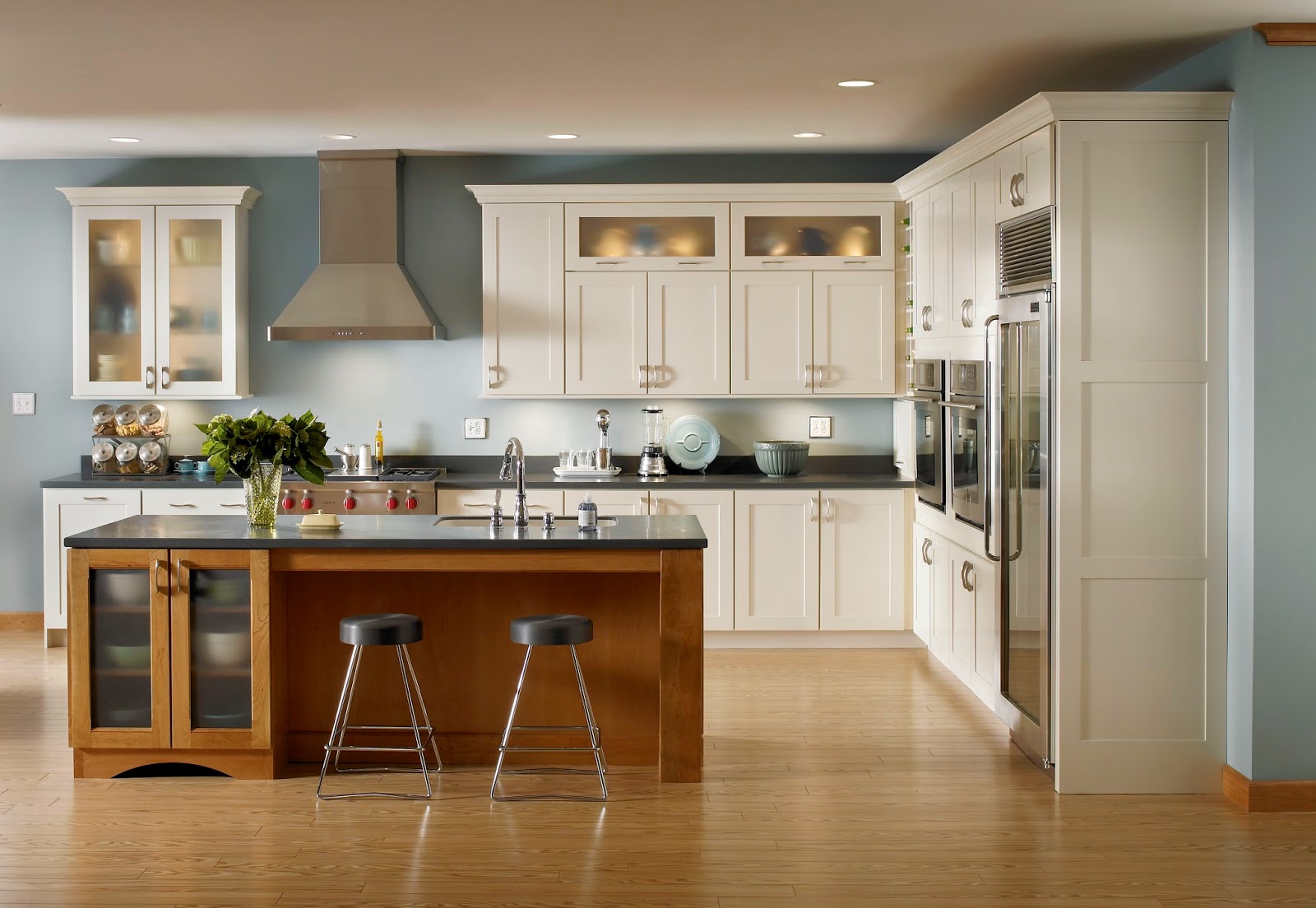 Kitchen cabinets in dubai